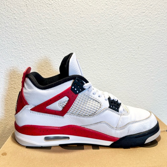 Jordan 4 Retro Red Cement size 9 DH6927-161 2023 PRE-OWNED - Picture 6 of 9